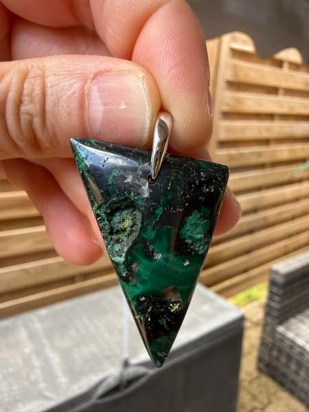 ​Pendentif en malachite