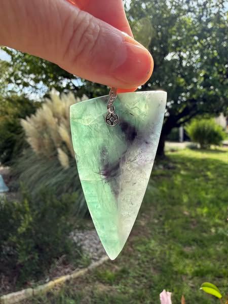 Pendentif fluorite et quartz Pendentif fluorite et quartz