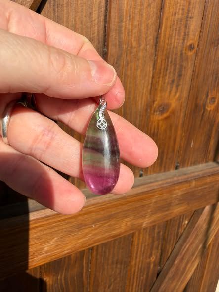 Pendentif en sublime fluorite Pendentif en sublime fluorite