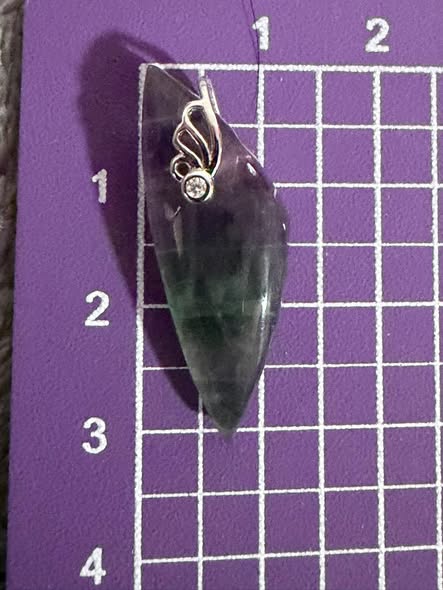 Pendentif en sublime fluorite