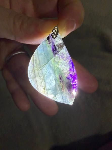 ​Pendentif en fluorite
