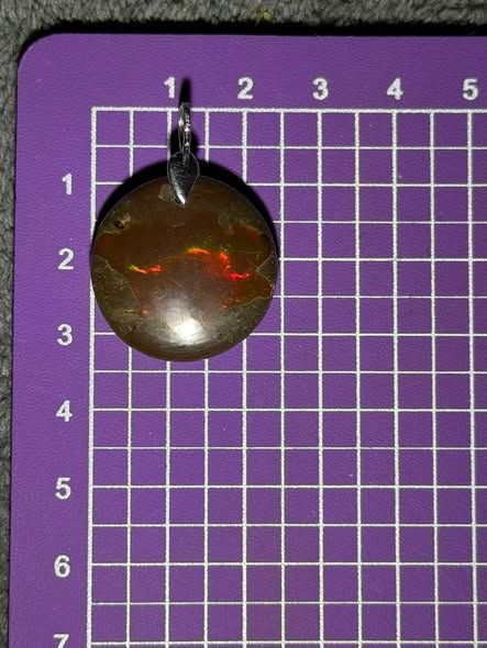 ​Pendentif opale chocolat