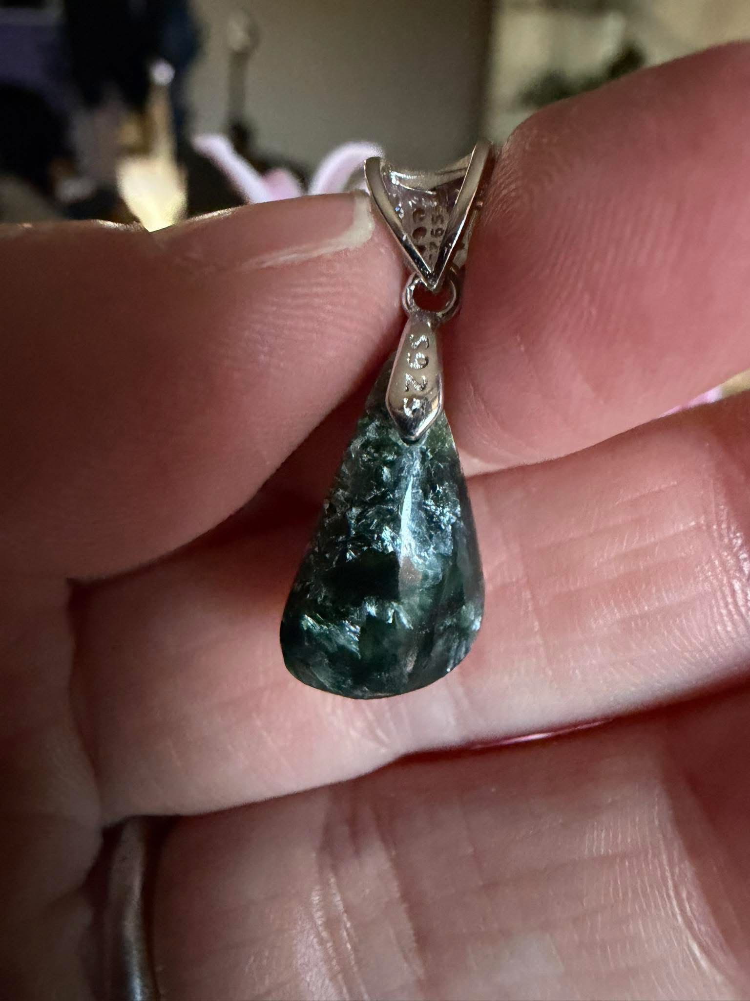 Pendentif en seraphinite