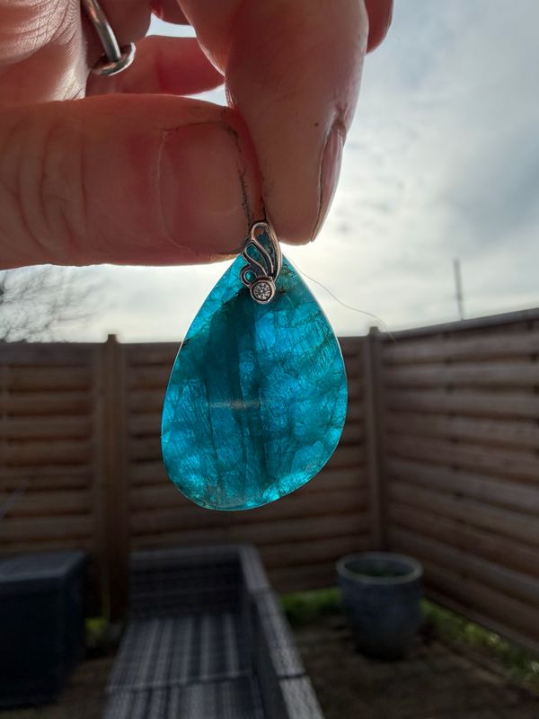 Pendentif en apatite