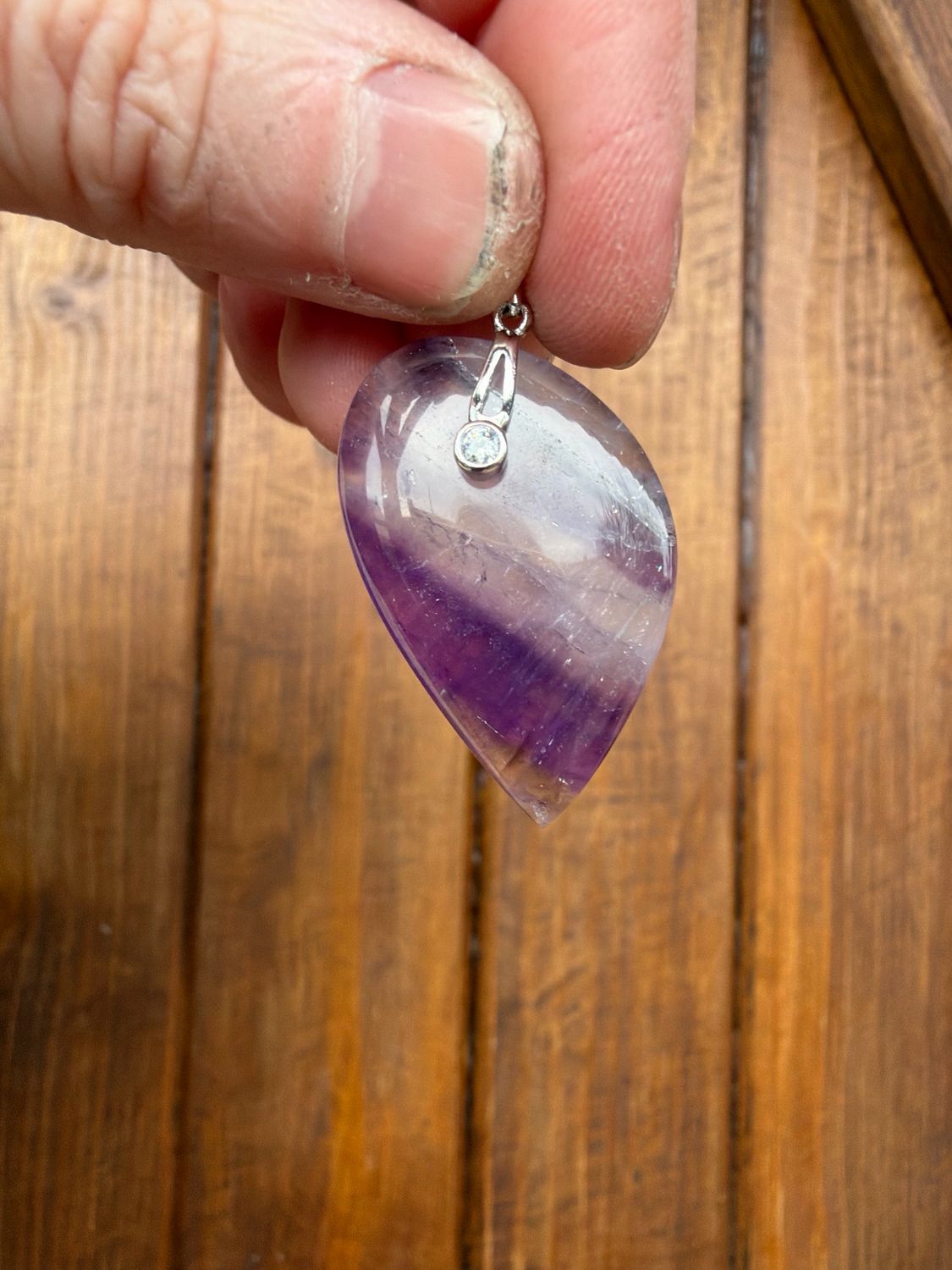 Pendentif en quartz et améthyste Pendentif en quartz et améthyste