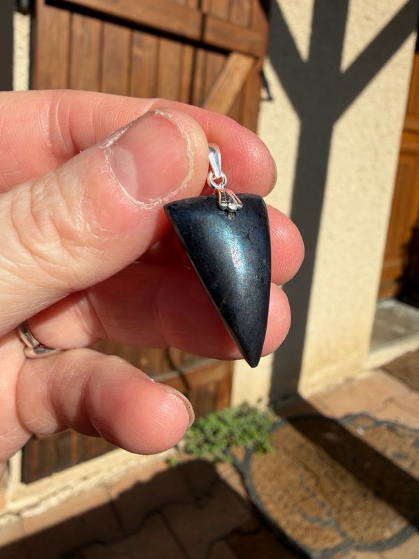 Pendentif en covellite