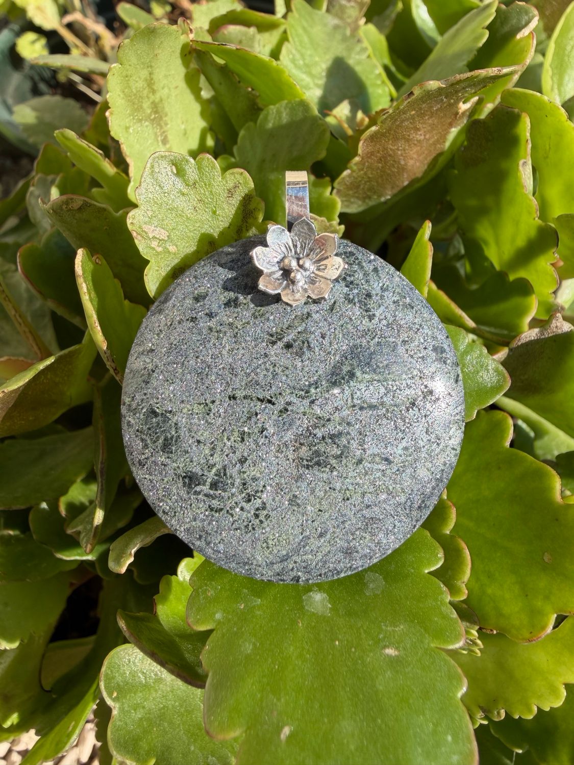 Pendentif en specularite