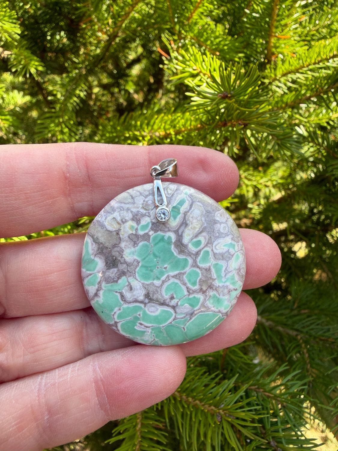 Pendentif en variscite Pendentif en variscite