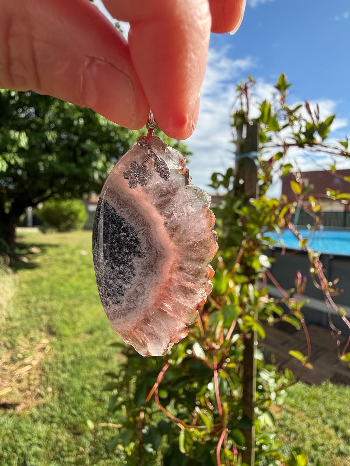 Pendentif en stalactite de fleur d améthyste