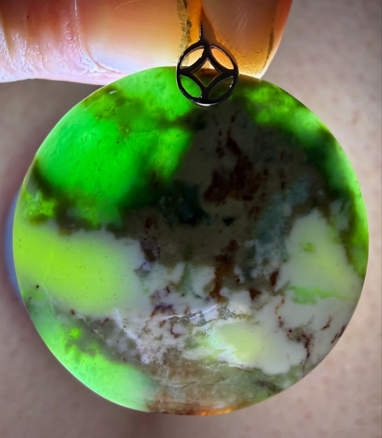 Pendentif en chrysoprase Pendentif en chrysoprase