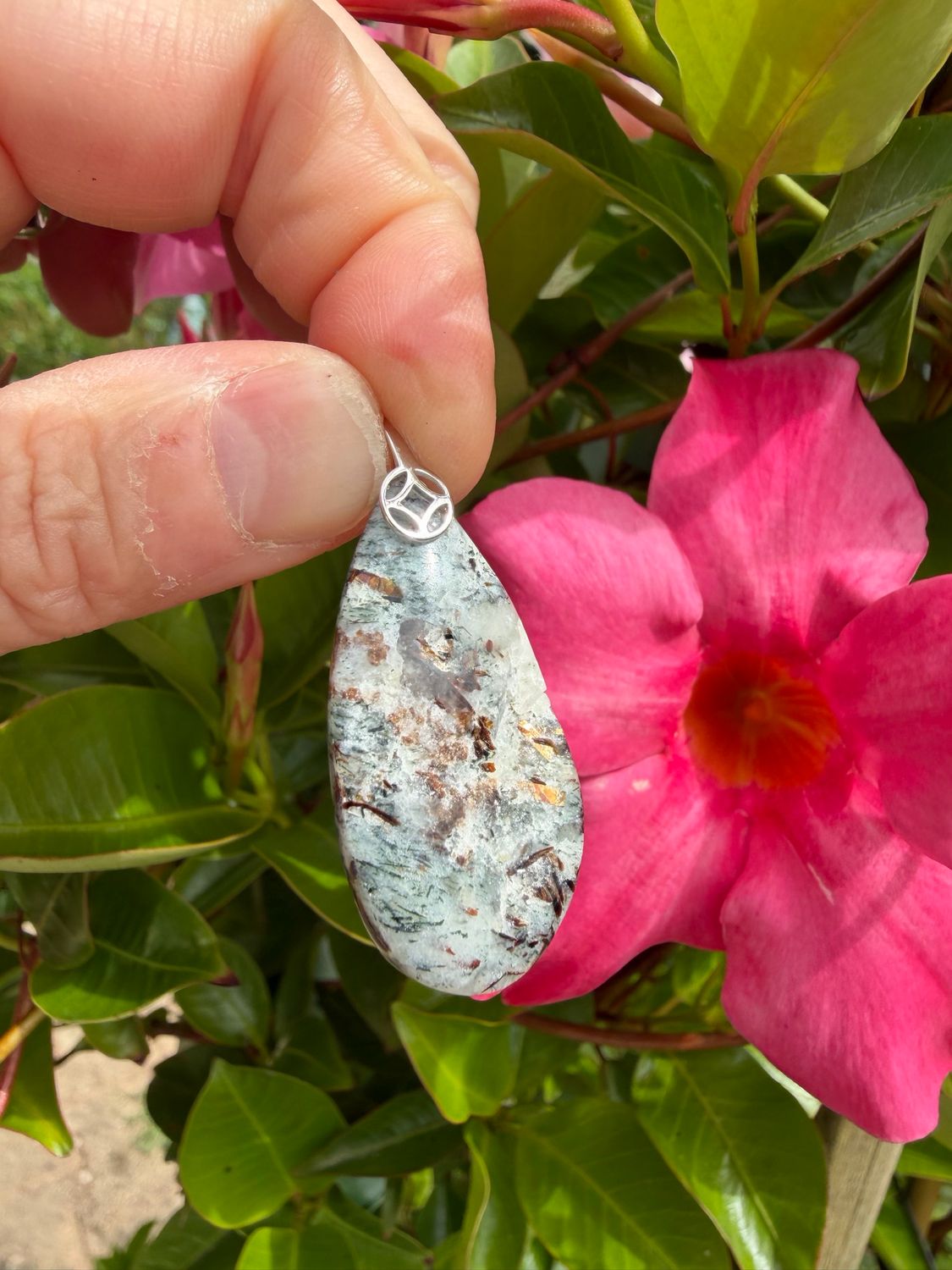 Pendentif en astrophylite