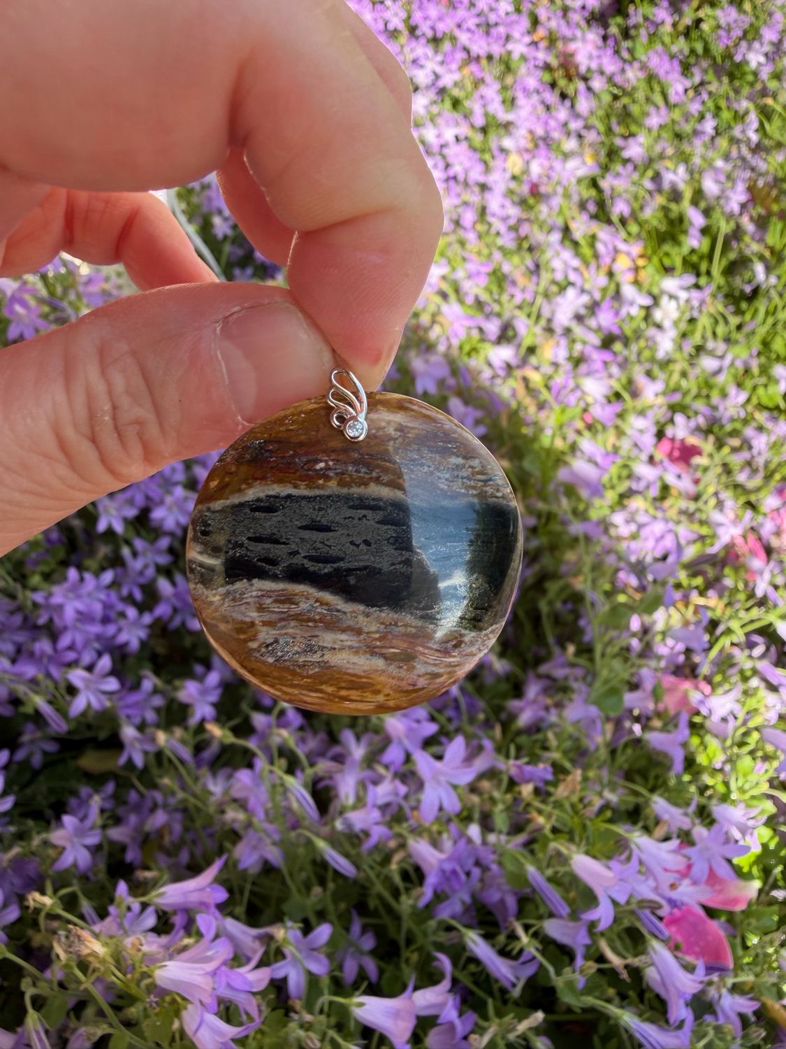 Pendentif en palmier fossilisé