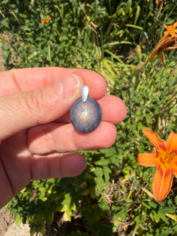 Pendentif en rubis étoilé