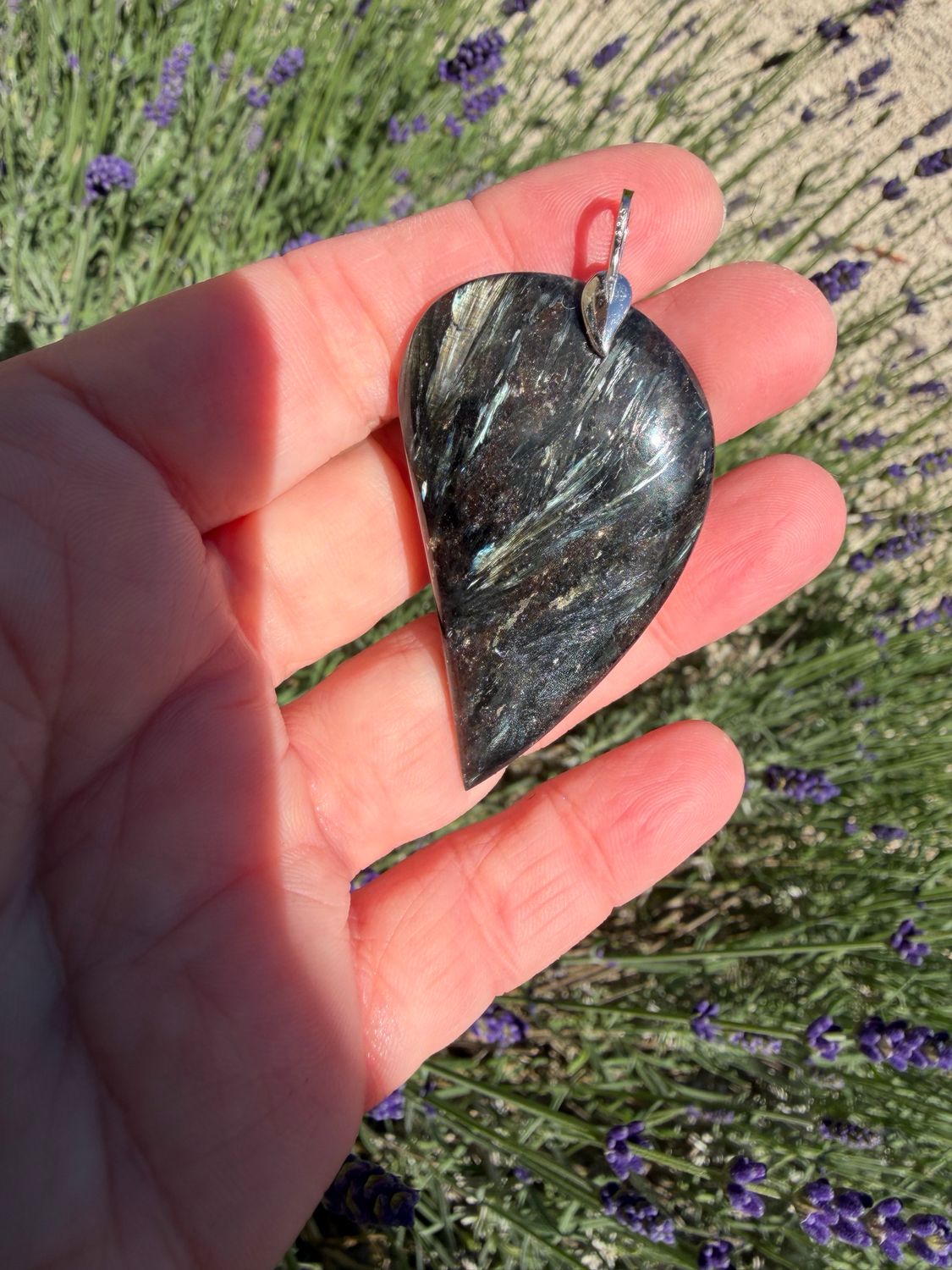 Pendentif en astrophyllite