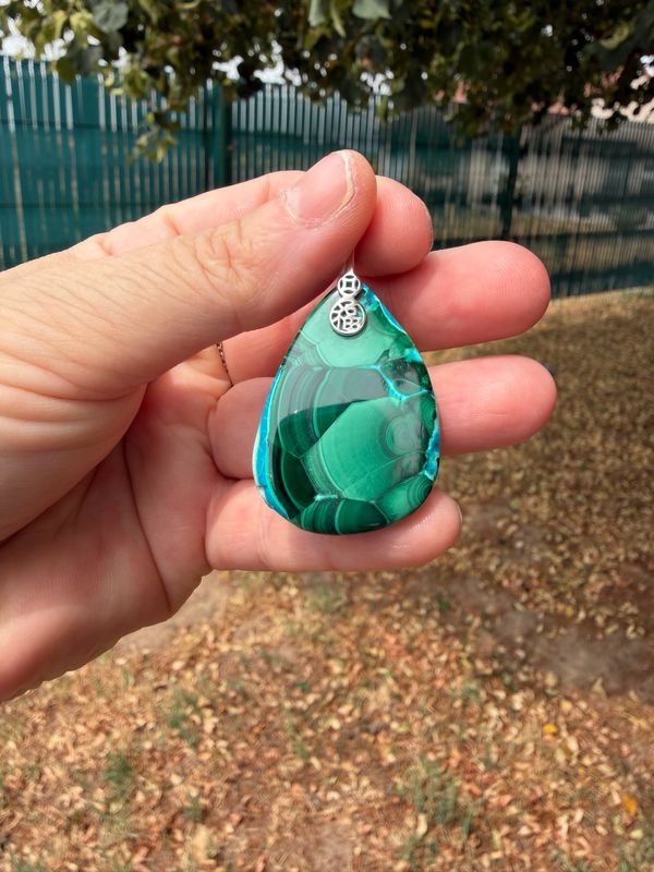 Pendentif en chrysocolle malachite