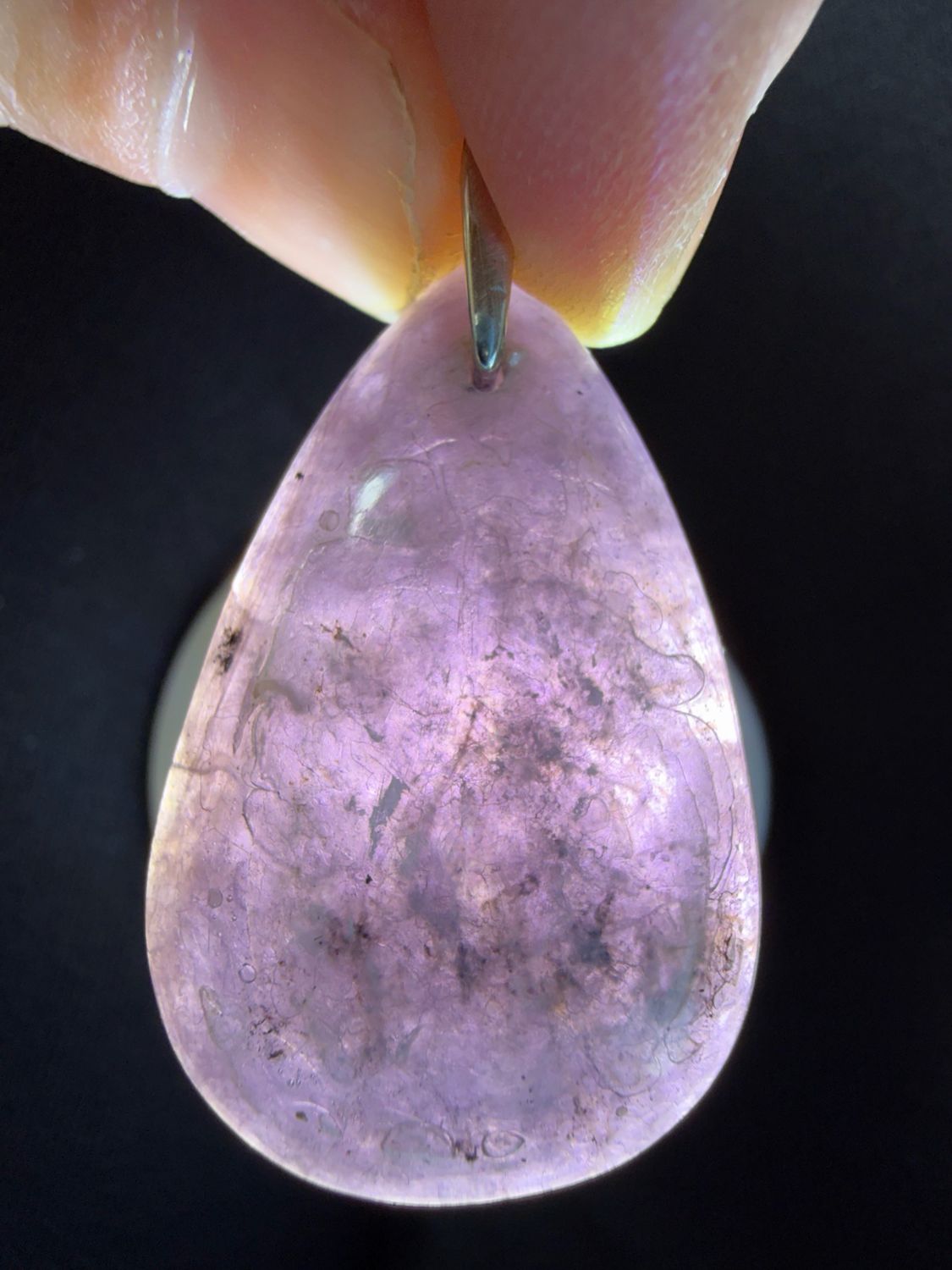 Pendentif en lepidolite mica Pendentif en lepidolite mica