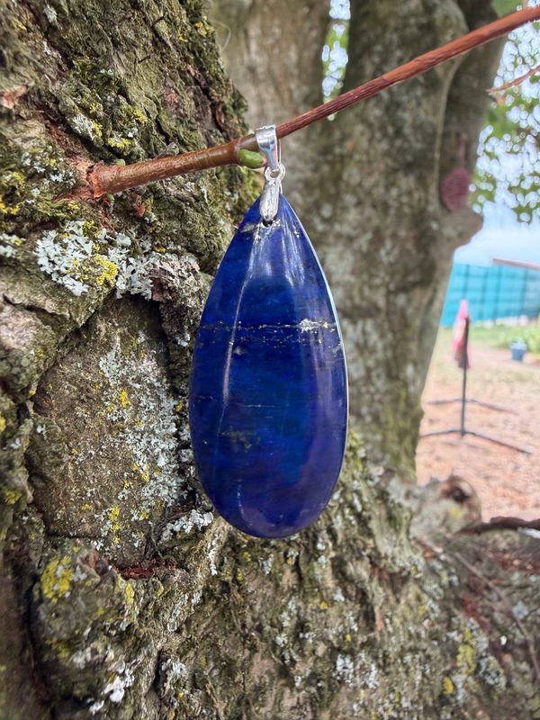 Pendentif en lapis lazuli