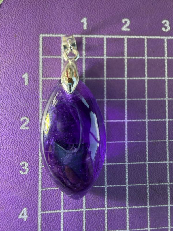 Pendentif en améthyste d Uruguay