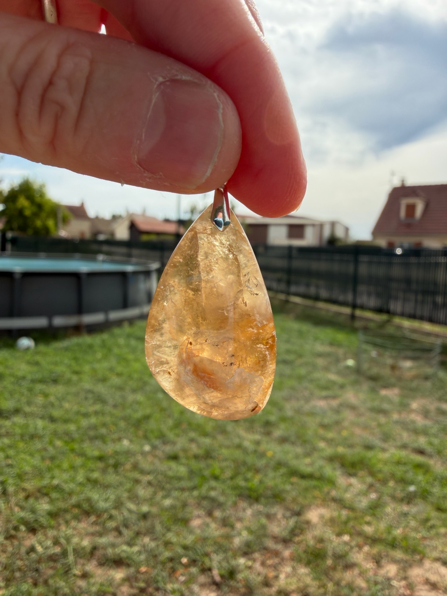 Pendentif en topaze champagne