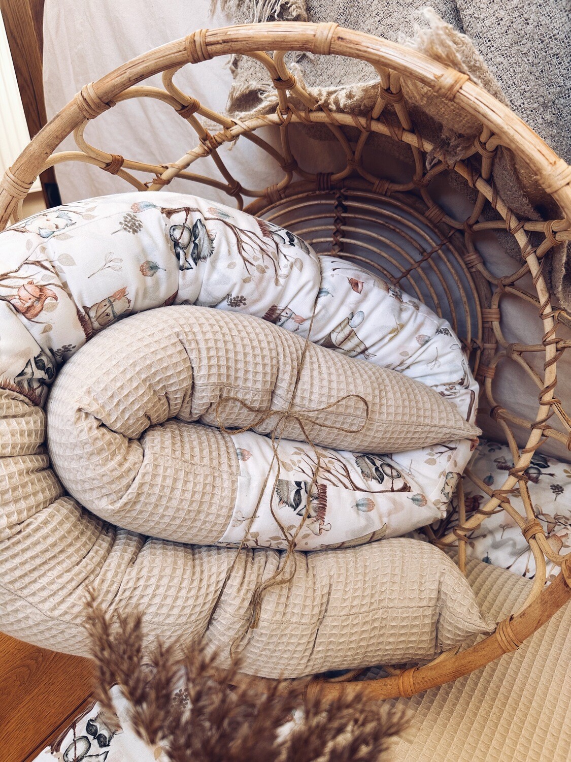 Bettschlange Waldtiere Boho Beige