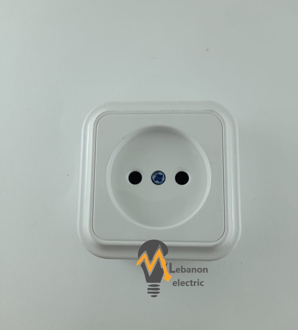Port Plug Installed directly European Socket 16A 250V/بريز ظاهر مفرد عادي