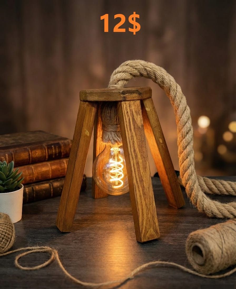 مصباح طاولة خشبي مثلث مع حبل قنب - تصميم ريفي مميز (Rustic Tripod Wood Lamp)