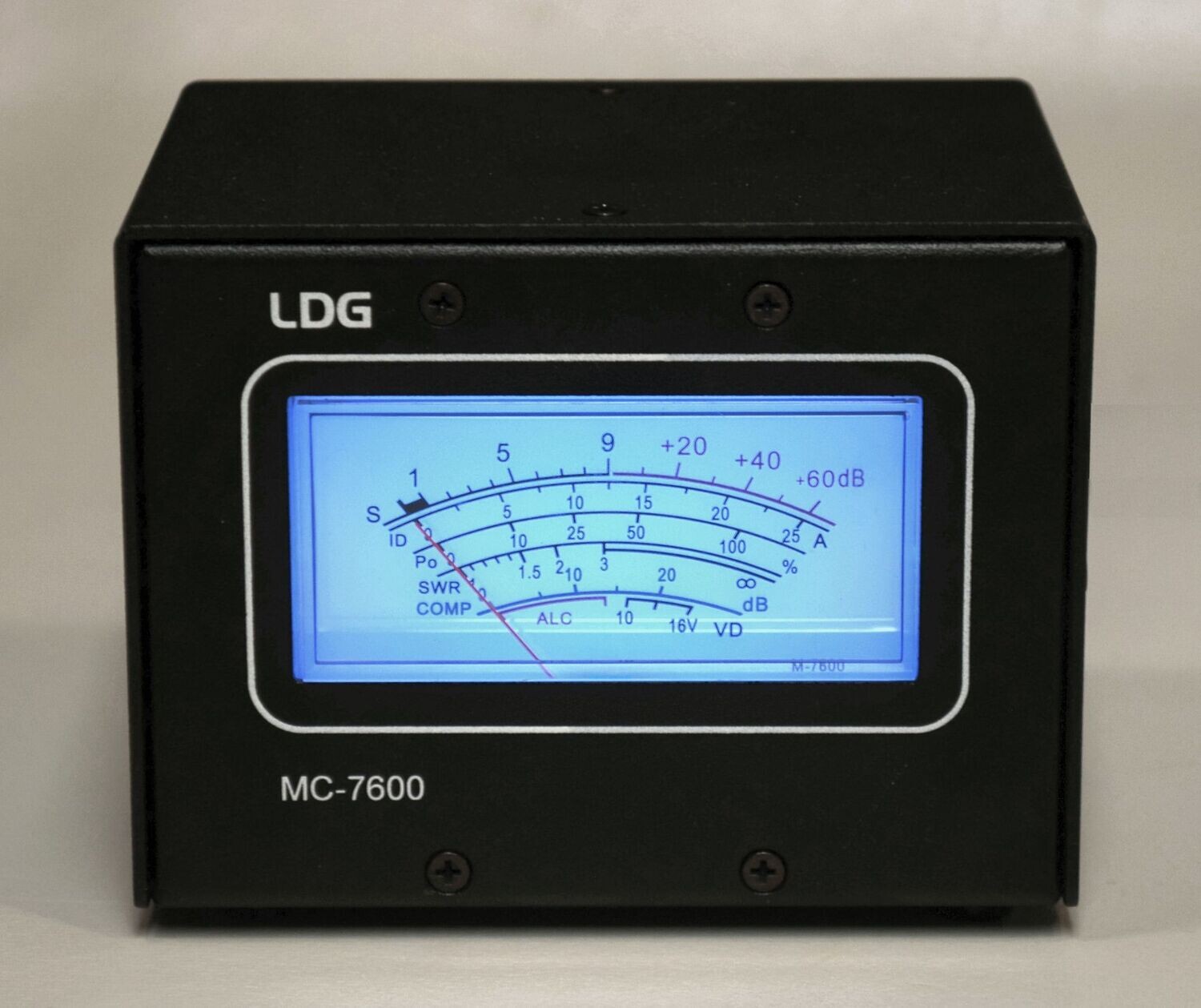 色移り有り LDG Electronics Z-817 Automatic Antenna Tuner 1.8-54 MHz、0.1-20  W、2000メモリ、2年間