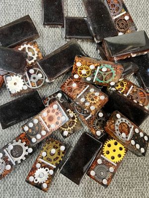 HANDMADE AND CUSTOMIZED DOMINOES