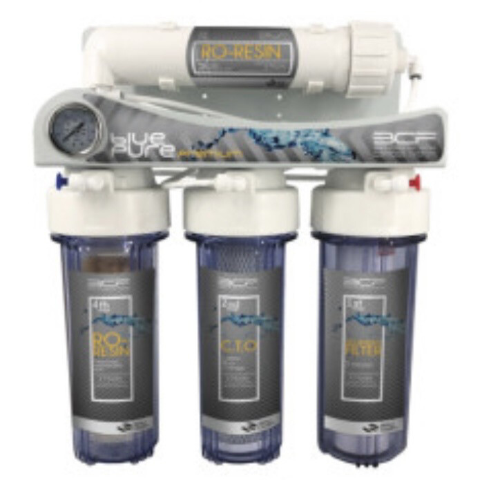 Equipo de Ósmosis Blue Pure Premium 4 etapas 800L/día con bomba de presión