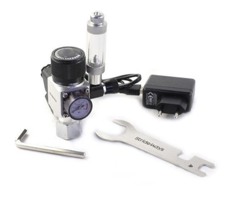 Manoreductor con electro válvula Strideways Pro Co2