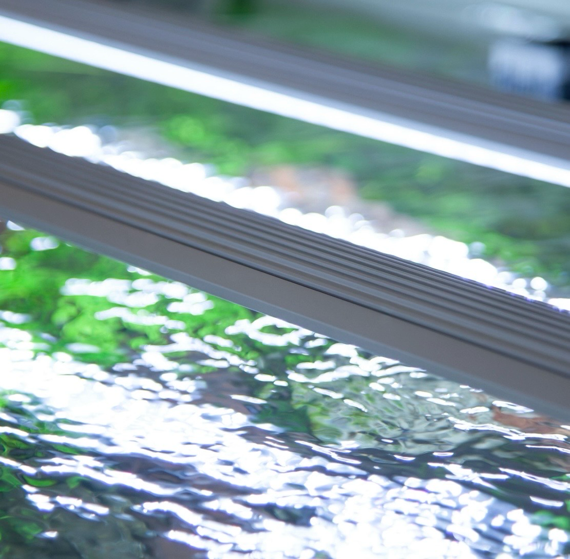 ? Acuario Prestige Ultra 100 Negro — Aquatlantis