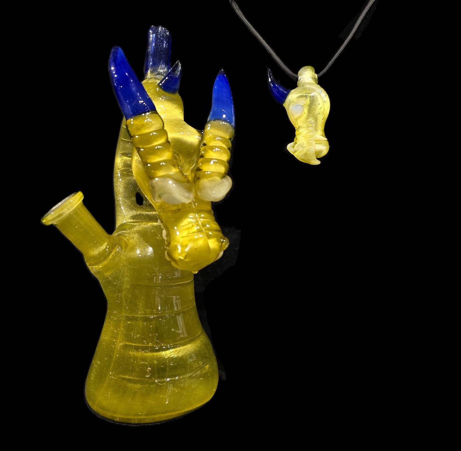 UV Dragon w/ Matching Pendant