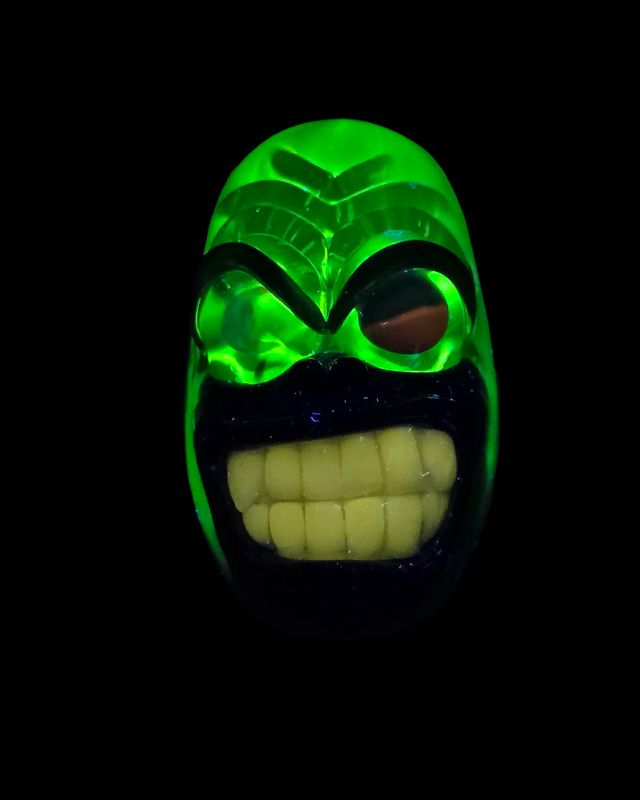 N8 Miers Grinning Gorilla