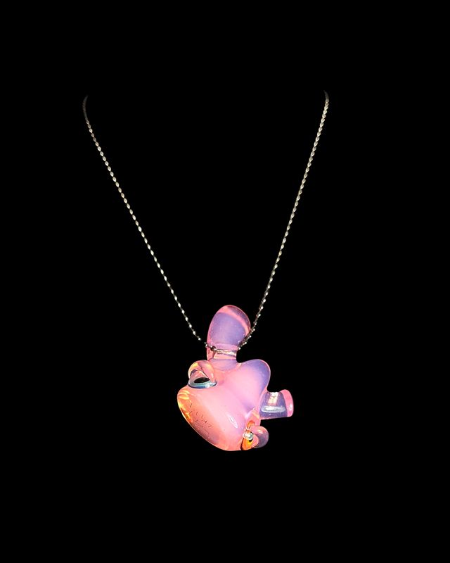 Lerk Serum Pendant