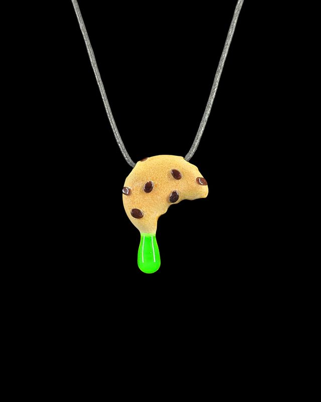 UV Cookie Pendant