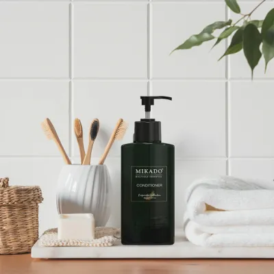 Soap Dispensers Wall-mounted squeezable dispensers