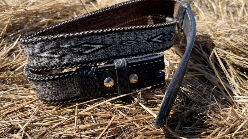 Montana Creations Hand-Hitched Horsehair Belt 308
