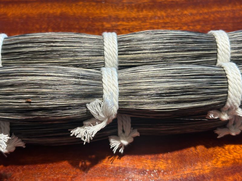 A10 Gray Horse Tail Hair – 30”