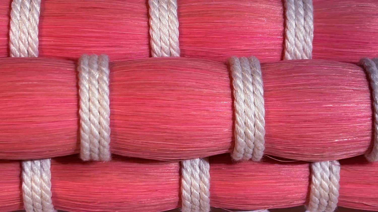 A26 Cherry Blossom Horse Tail Hair – 30”