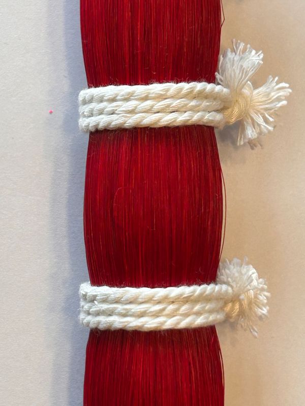 A23 Scarlet Horse Tail Hair – 30”