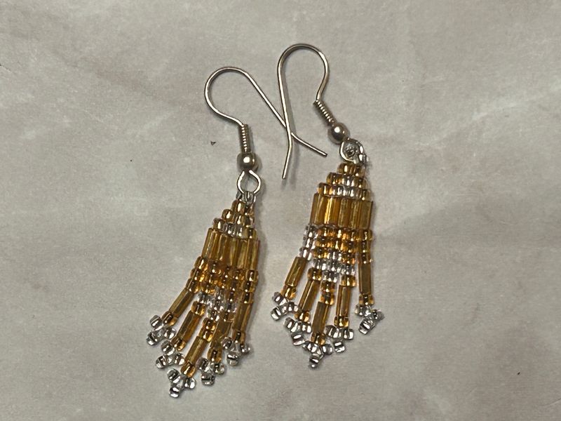 Handcrafted Beaded Earrings_687