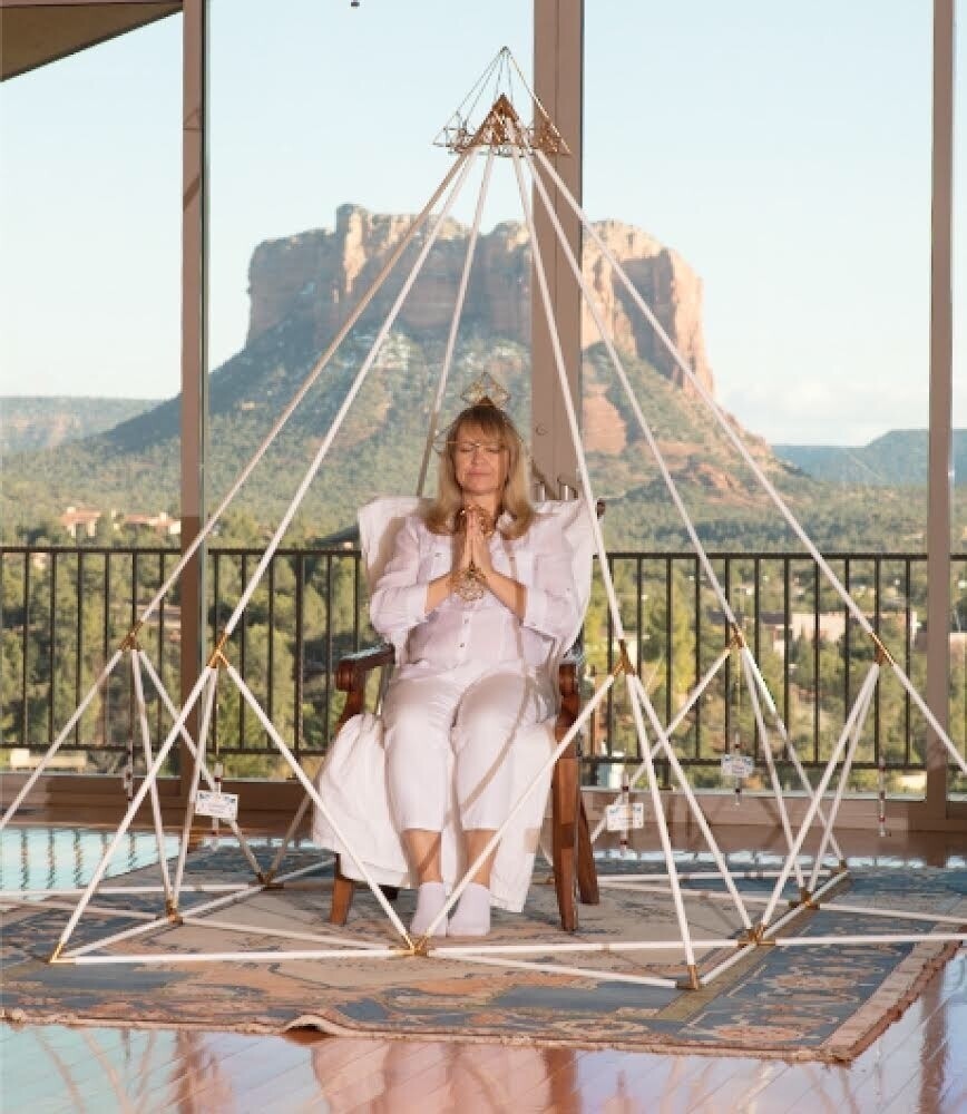 Buddha Maitreya the Christ - Metatron Meditation Pyramid System with Maitreya Solar Crosses - GOLD Buddha Maitreya the Christ - Metatron Meditation Pyramid System with Maitreya Solar Crosses - GOLD