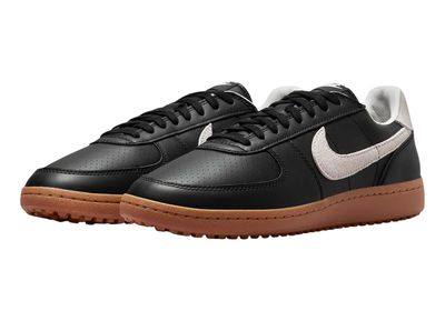 SNEAKERS NIKE FIELD GENERAL '82 SP BLACK SAIL GUM