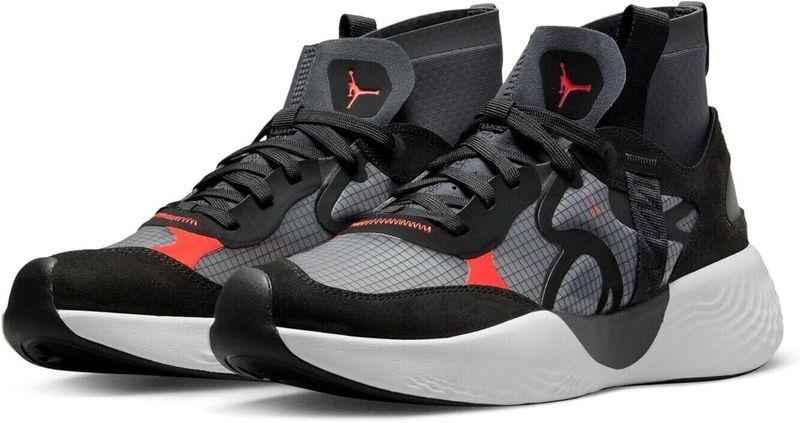 Sneakers Jordan Delta 3 Mid Black Chile Red