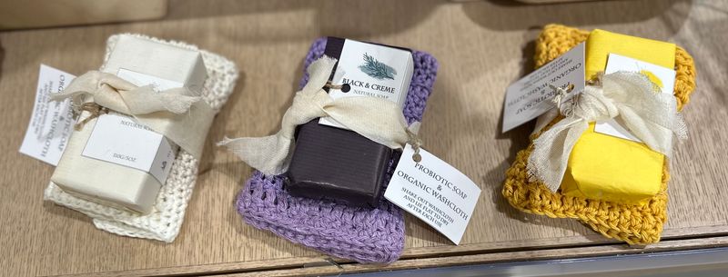 SOAP & ORGANIC WASHCLOTH GIFT