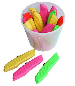 PHC 18 Hi-Vis Knifes in Plastic Display Bucket