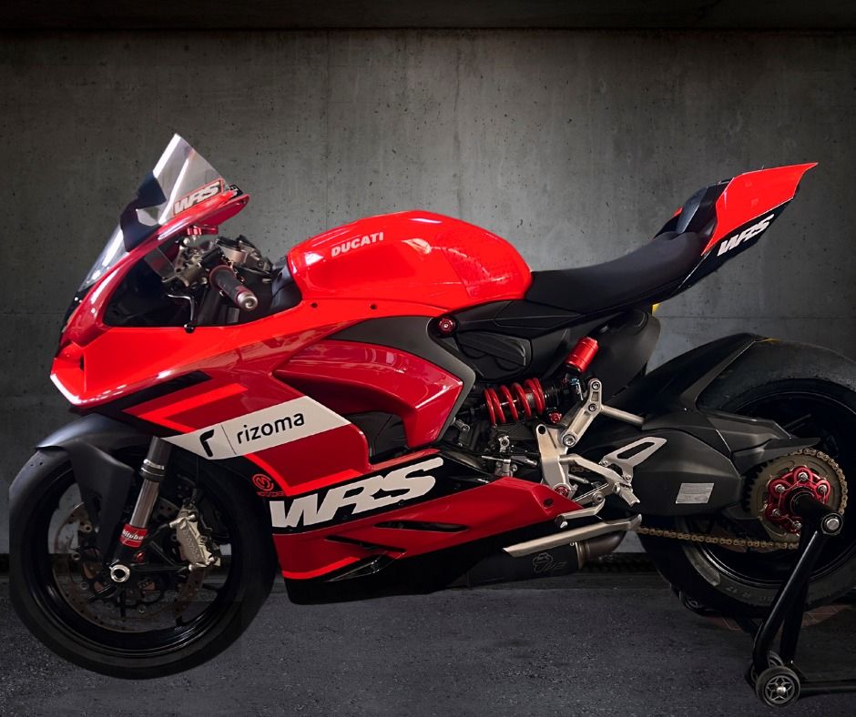 NOLEGGIO DUCATI PANIGALE V2 955 2024