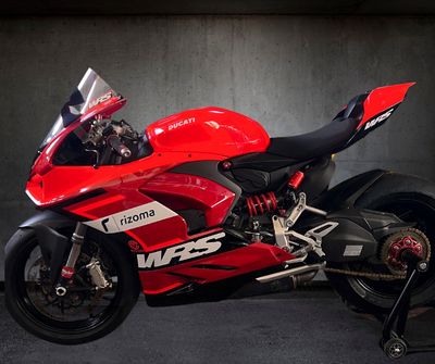 NOLEGGIO DUCATI PANIGALE V2 955 2024