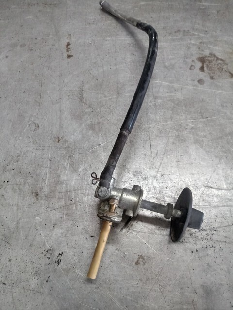 LLAVE GASOLINA ADLY 150 DESGUACE