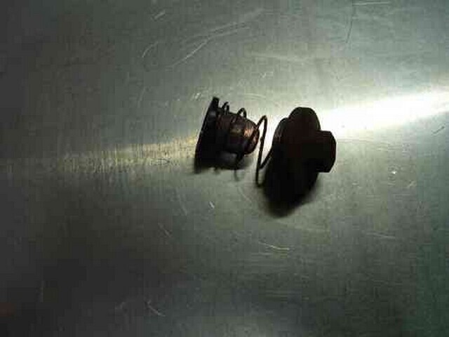TORNILLO ALUMINIO LIMPIEZA TAMIZ ACEITE MOTOR,GOES 320 DESGUACE